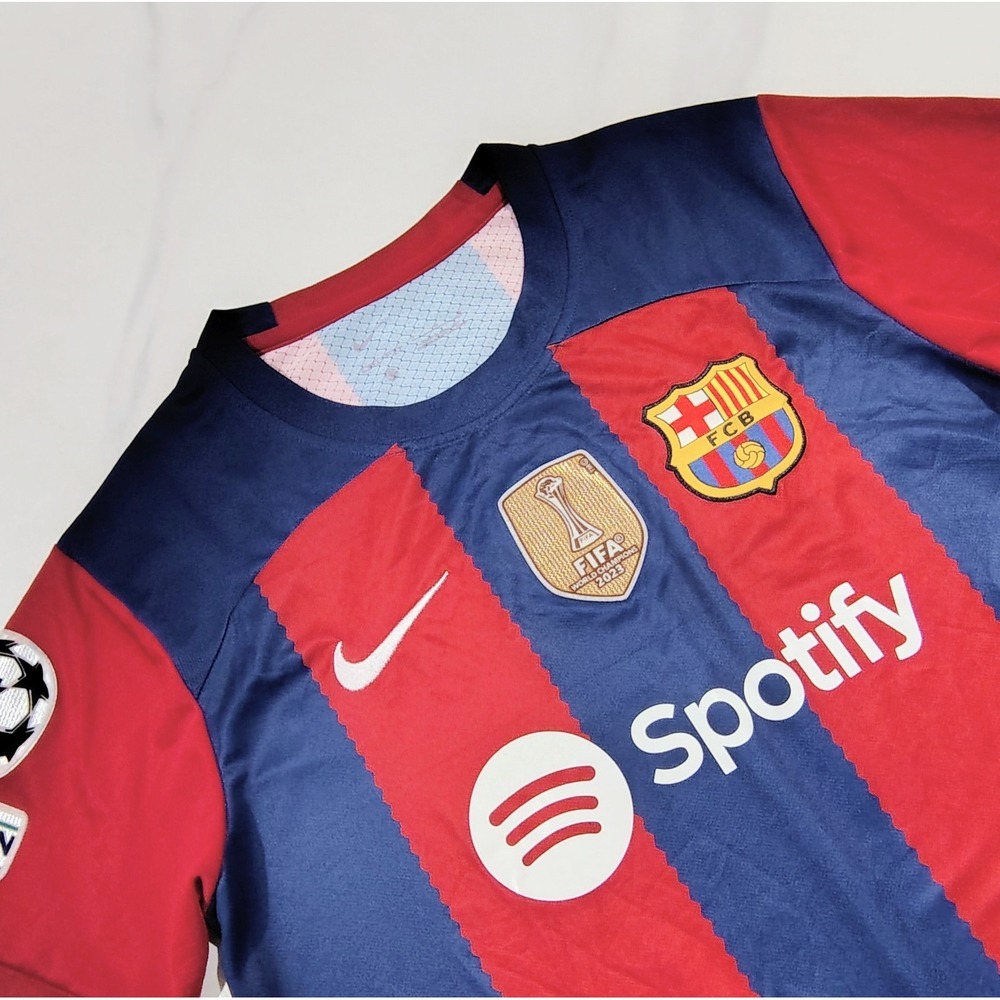 NIKE FC Barcelona 2023 2024 Jersey Women's  Size Medium Champions